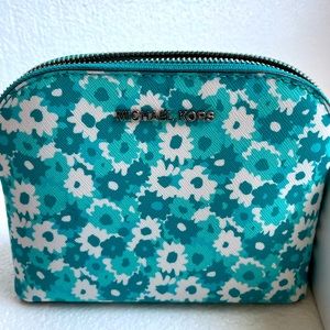 NWT Michael Kors Travel Pouch Cosmetic Bag Medium Tile Blue Floral Pouch Clutch